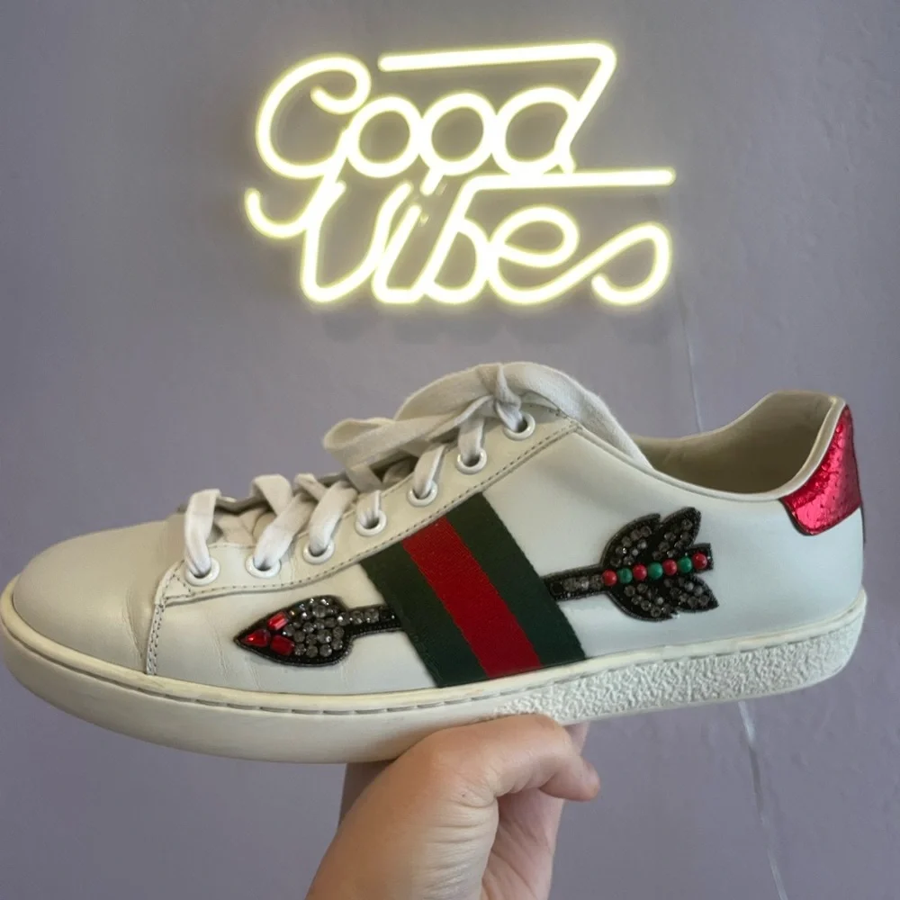 Gucci leather sneakers with embellished arrow size 38 (US Size 7.5-8) - Picture 4 of 9